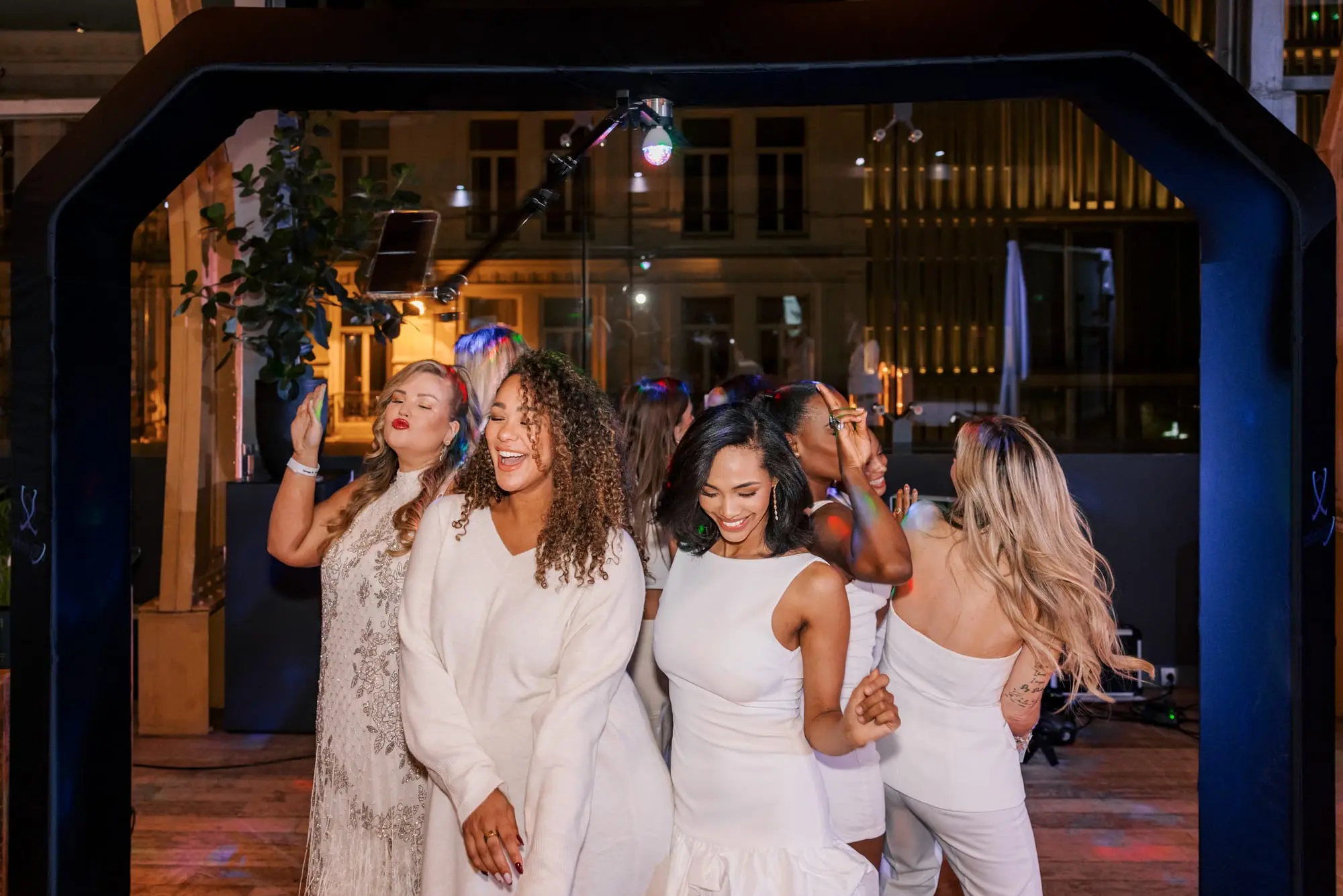 De videobooth 2.0 opgesteld in een zaal